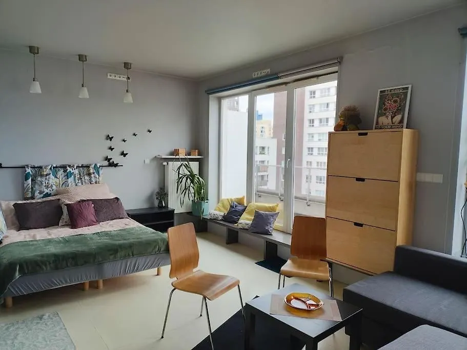 Totutotam Studio Warsaw 0*,